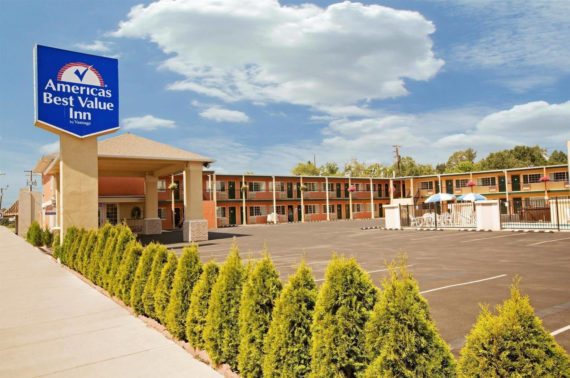 Americas Best Value Inn - Pendleton Εξωτερικό φωτογραφία
