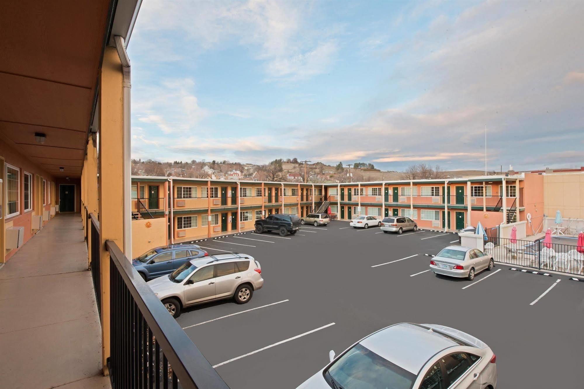 Americas Best Value Inn - Pendleton Εξωτερικό φωτογραφία